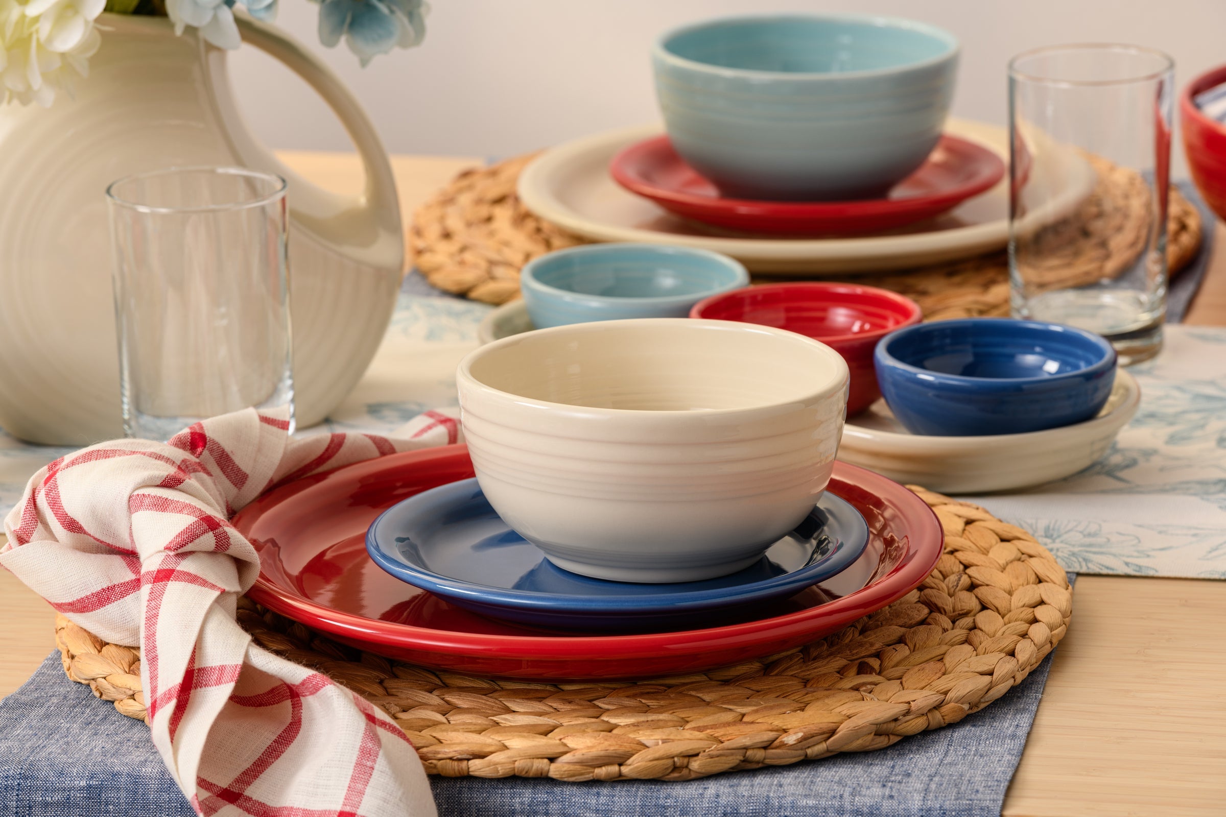 Fiesta Dinnerware - Mixed Americana Bistro Coupe 12-Piece Dinnerware Set, Service for 4 - Image 3